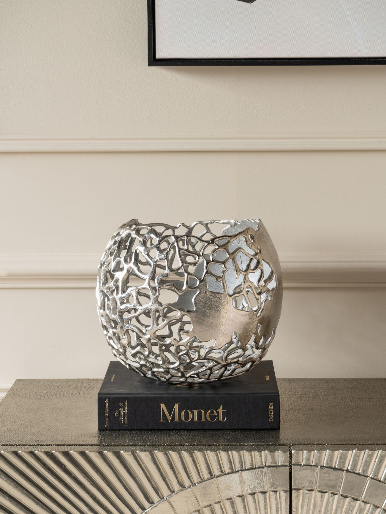 Apo Aluminium Silver Coral Spherical Vase